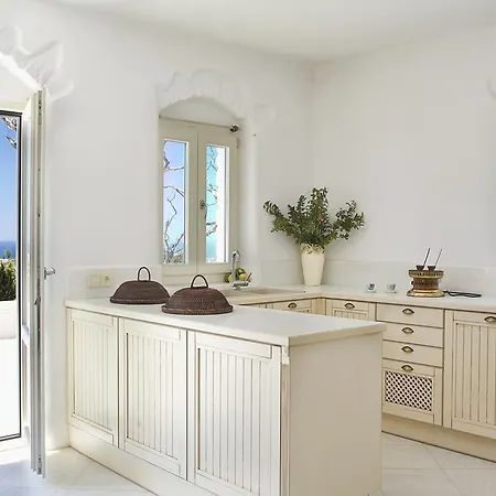别墅 Yria Ktima Luxury Sarakíniko