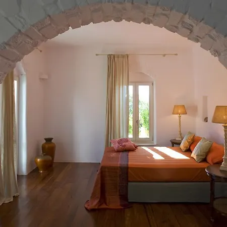 别墅 Yria Ktima Luxury Sarakíniko